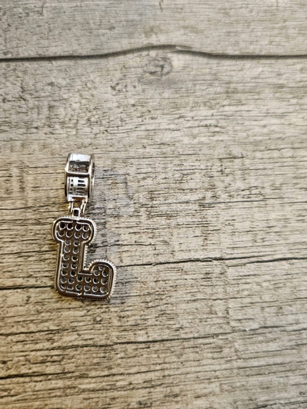 Sterling Silver plated Letter L Initial Pendant - Picture 2 of 2